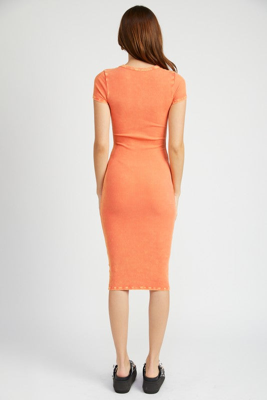 SHORT SLEEVE BODYCON MIDI DRESS