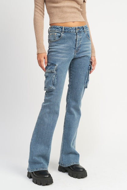 LOW RISE DENIM CARGO JEANS