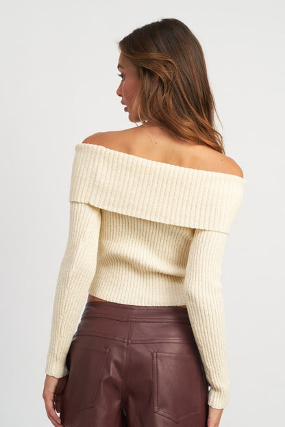 LONG SLEEVE OFF SHOULDER TOP