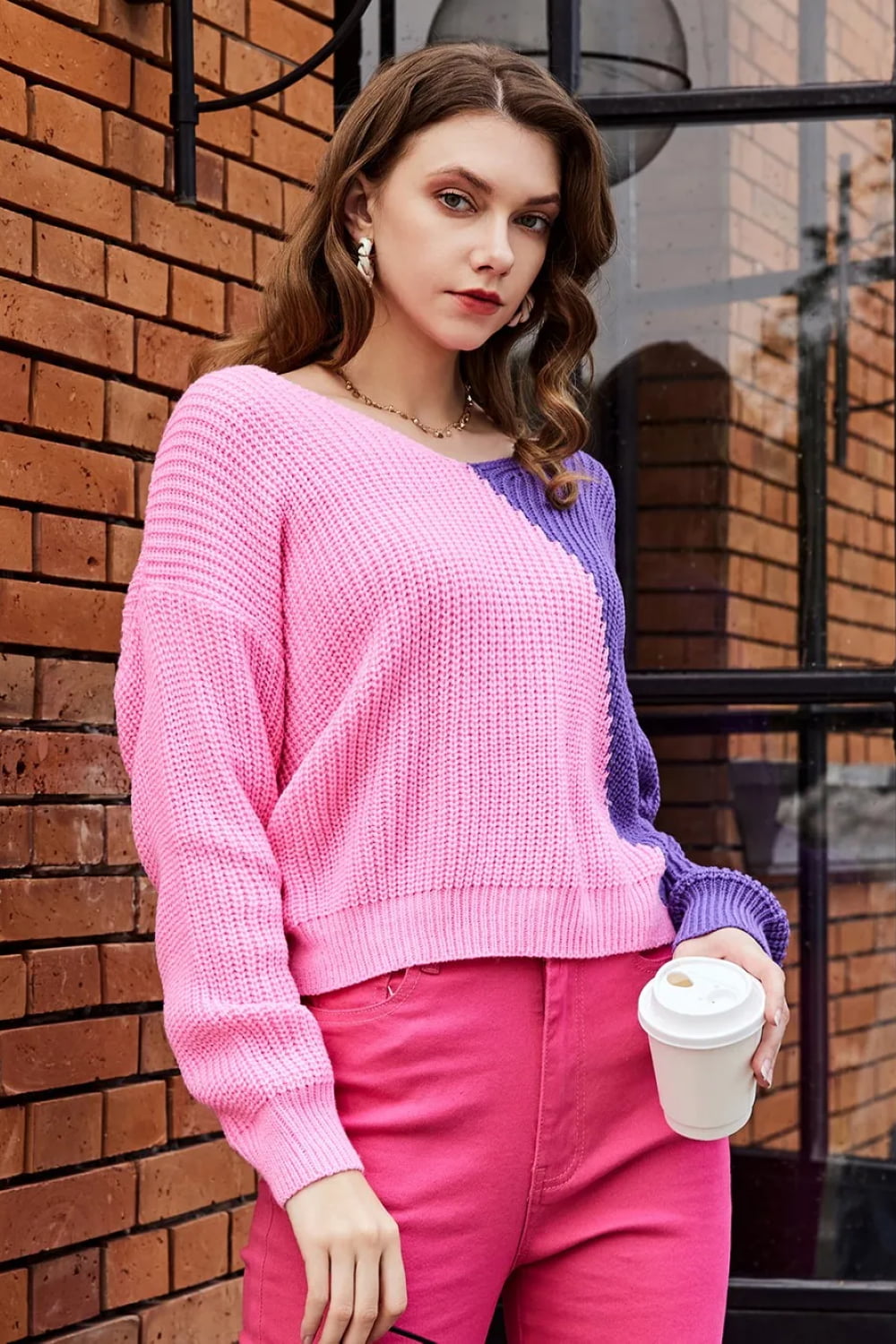 Two-Tone V-Neck Twisted Sweater